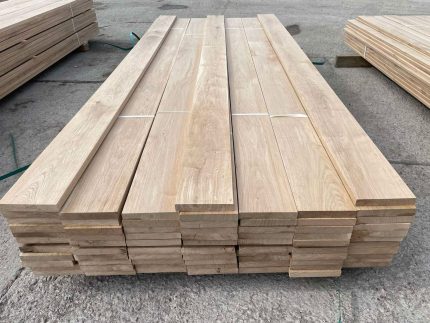 Oak Hardwood Timber Decking Boards - 22mm x 145mm - Smooth finish